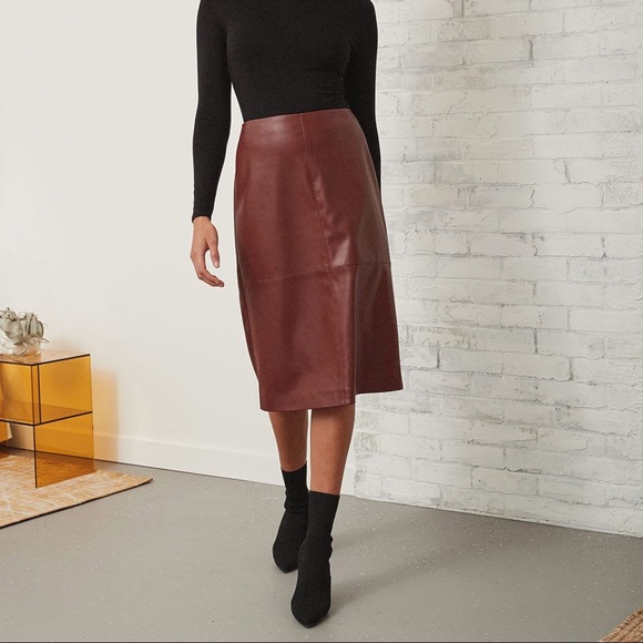 🆕RW&Co Black Faux Leather High-Waisted A-Line Midi Skirt - Picture 3 of 5